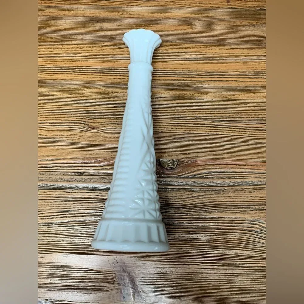 Anchor Hocking White Milk Bud Vase with Intricate Floral Design
